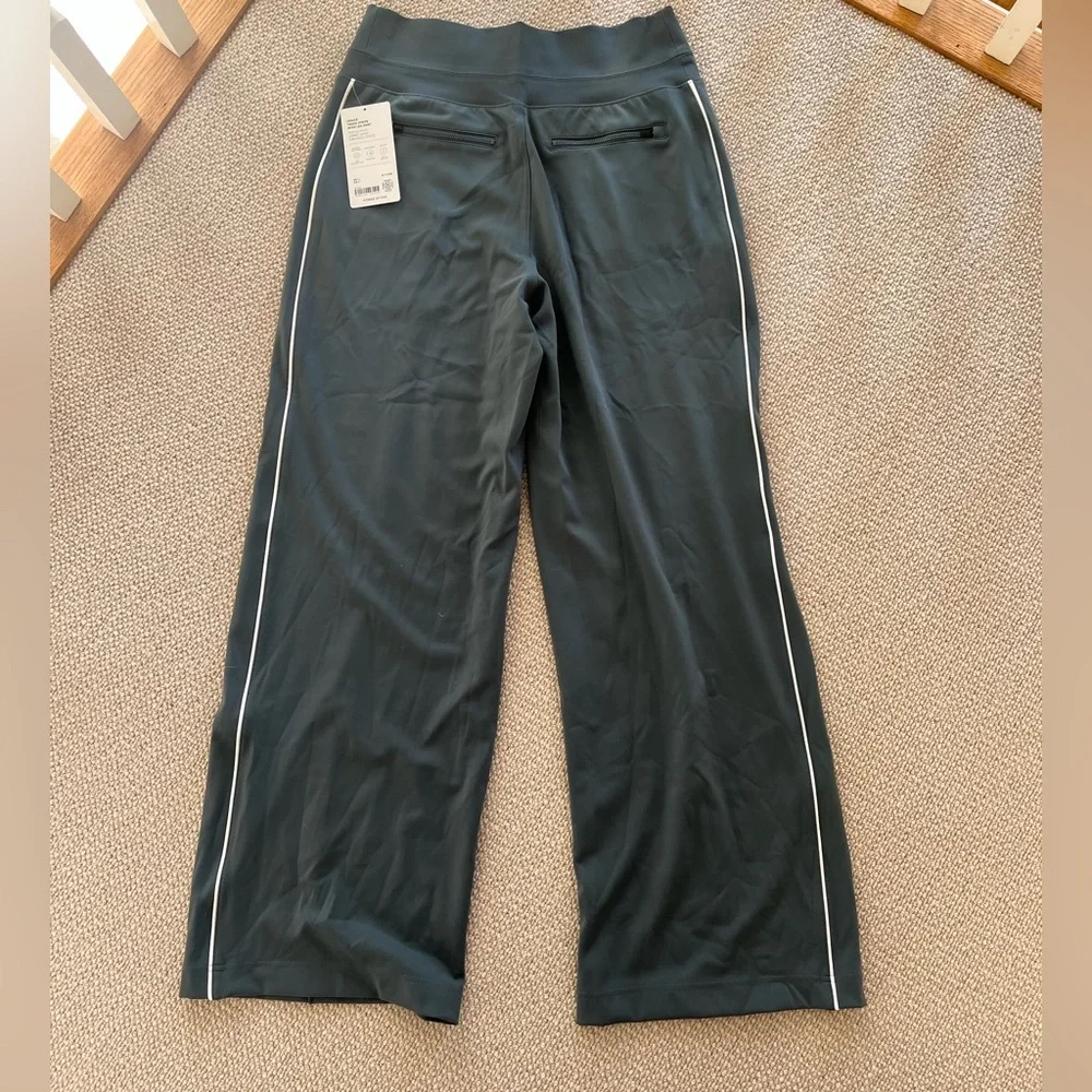 NWT Athleta Eden Gray Venice Wide Leg Pants with White Stripe - Picture 7 of 7